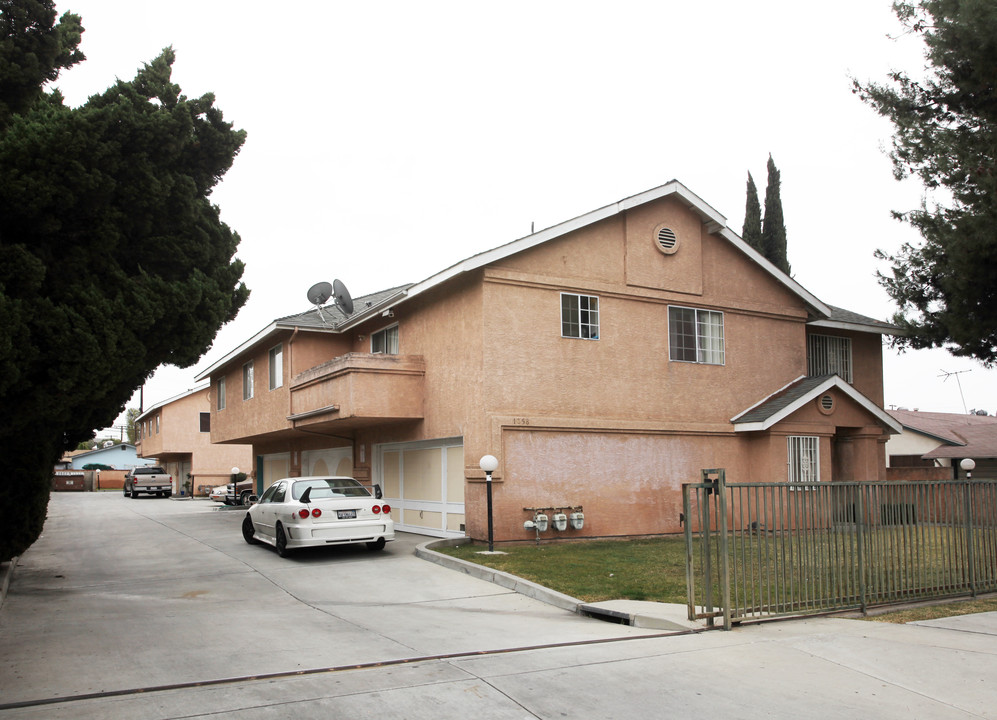 1056-1058 Larimore Ave in La Puente, CA - Building Photo