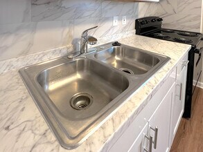 531 Gresham Park Dr in Marietta, GA - Foto de edificio - Building Photo