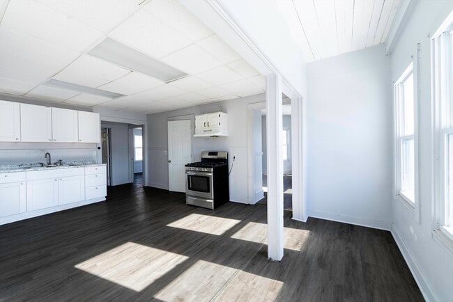 30 Chestnut St in Fitchburg, MA - Building Photo - Building Photo