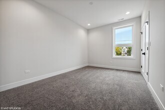 418 E Oakwood Blvd in Chicago, IL - Building Photo - Building Photo