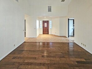 413 Mt Rainier Pl in Ridgecrest, CA - Building Photo - Building Photo