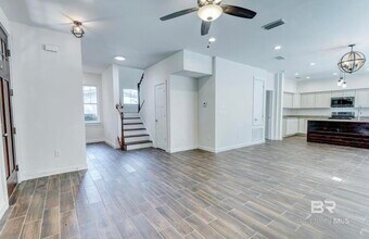 121 White Ave in Fairhope, AL - Building Photo - Building Photo