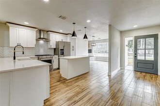 14026 Britoak Ln in Houston, TX - Building Photo - Building Photo