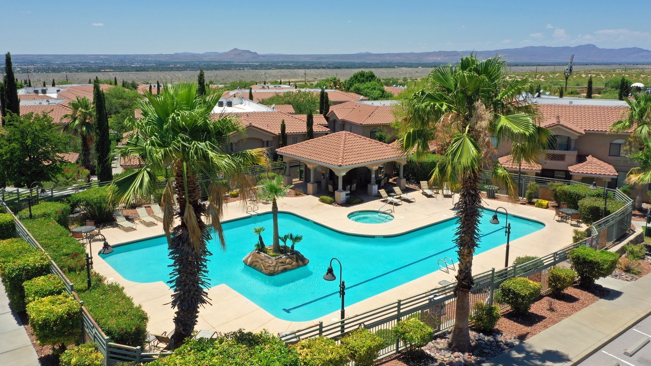 Tuscany Villa and Estates in Las Cruces, NM - Foto de edificio