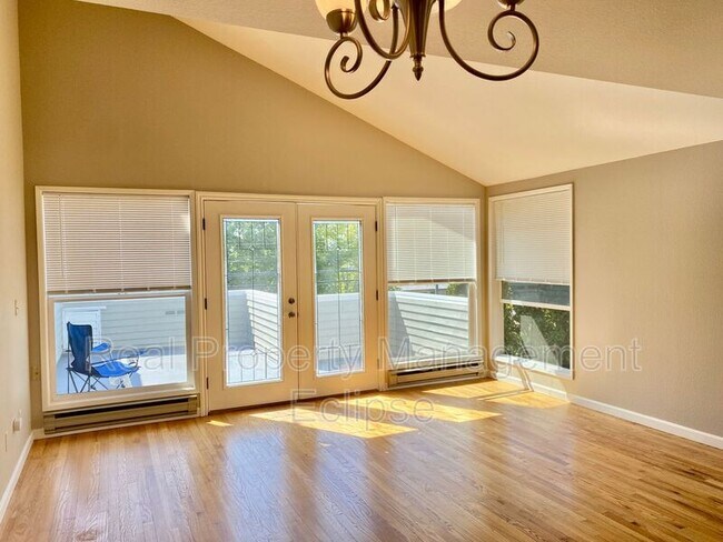 910 6th St South in Kirkland, WA - Building Photo - Building Photo