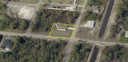 354 Western Ave S in Lehigh Acres, FL - Building Photo - Building Photo