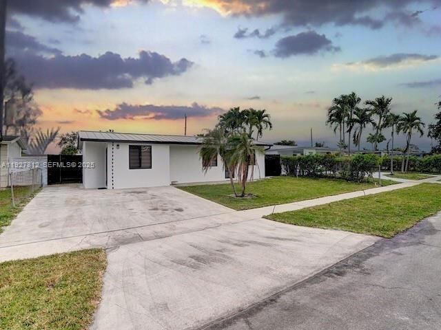 7881 Hope St in Hollywood, FL - Building Photo