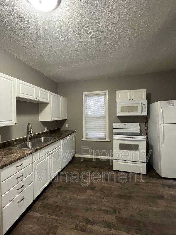 2738 Apple St in Lincoln, NE - Building Photo - Building Photo