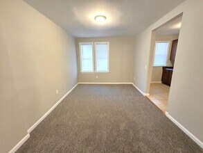 100 S Hilton St in Baltimore, MD - Building Photo - Building Photo