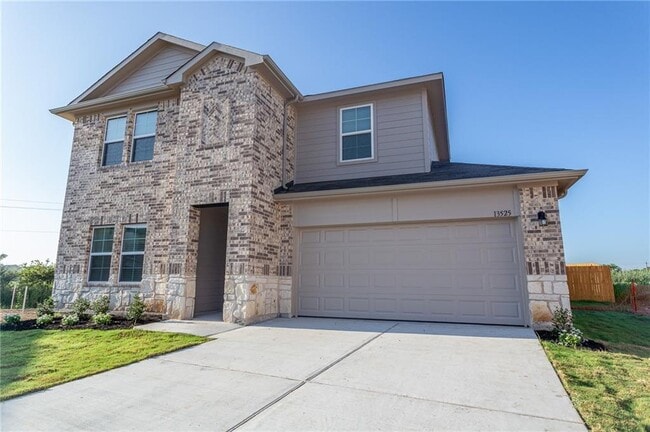 13525 Brahmin Dr in Austin, TX - Building Photo - Building Photo