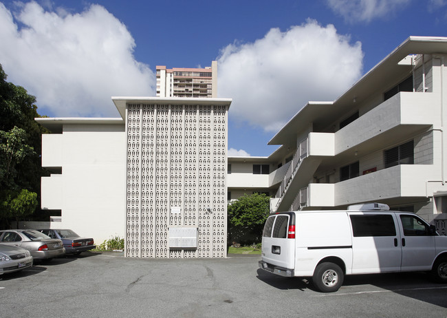 1552 Kewalo St in Honolulu, HI - Building Photo - Building Photo