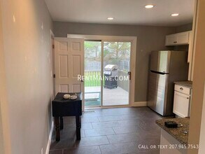 173 Parkway N in Brewer, ME - Foto de edificio - Building Photo