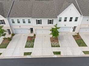 3604 Silvery Wy in Powder Springs, GA - Building Photo - Building Photo