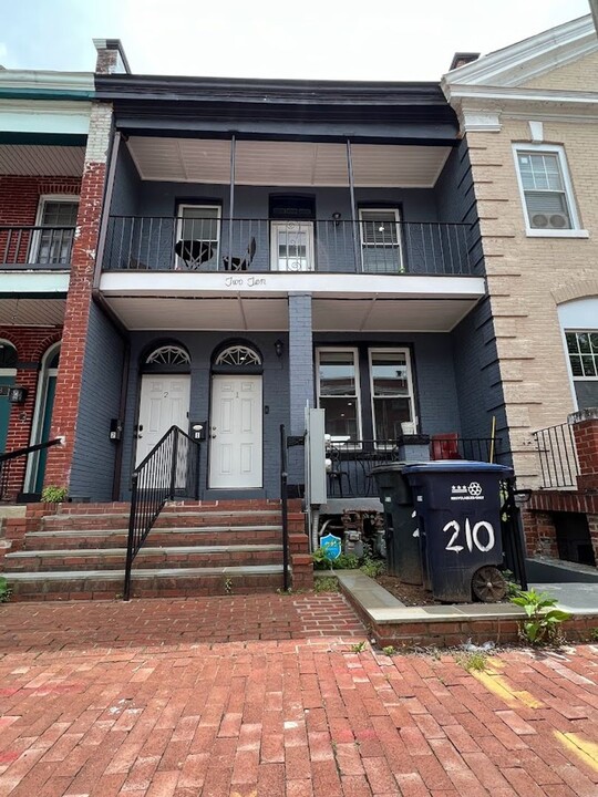 210 Morgan St NW in Washington, DC - Building Photo