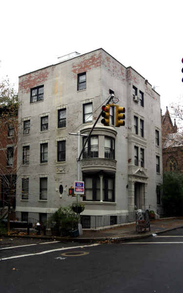 260 Hicks St in Brooklyn, NY - Building Photo