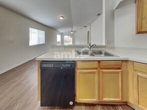 4340 Country Hills Blvd in Plant City, FL - Foto de edificio - Building Photo