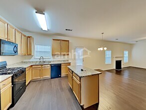 412 Farmwood Way in Canton, GA - Foto de edificio - Building Photo