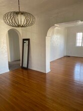 1416 Ellsmere Ave, Unit 1416 Ellsmere Ave in Los Angeles, CA - Foto de edificio - Building Photo