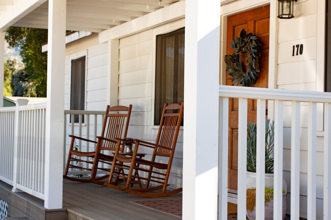 170 N Arnaz St in Ojai, CA - Building Photo - Building Photo