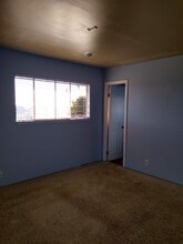 4052 Capella St in Lompoc, CA - Foto de edificio - Building Photo