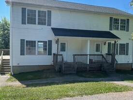 3332 Yellow Sulphur Rd in Blacksburg, VA - Building Photo