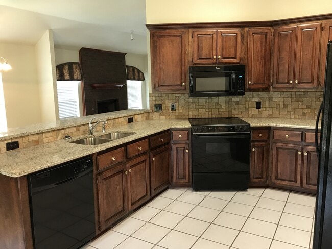 property at 10300 Cumberland Ln