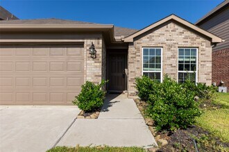 1807 Cypress Canyon Trail in Conroe, TX - Building Photo - Building Photo