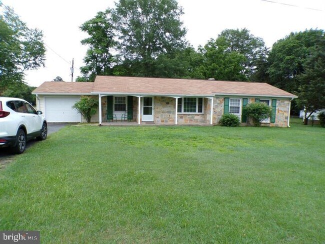 property at 111 Walnut Dr