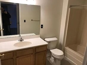 511 W Berry Ave in Lansing, MI - Building Photo - Building Photo