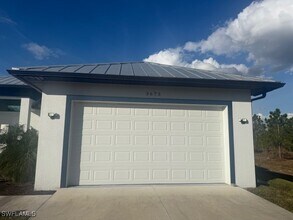 3673 62nd Ave NE in Naples, FL - Building Photo - Building Photo