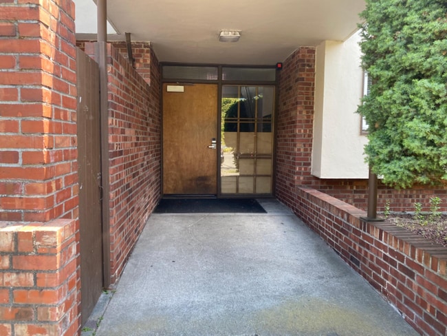 4636 22nd Ave NE, Unit 4 in Seattle, WA - Building Photo - Building Photo