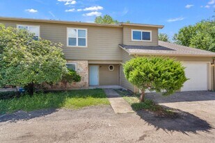 8703 Schick Rd in Austin, TX - Building Photo