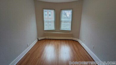 98 Woodledge St in Boston, MA - Building Photo - Building Photo