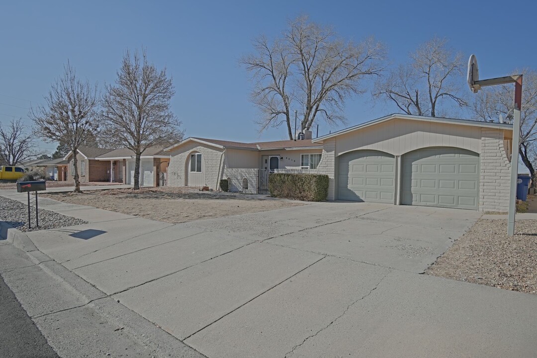 4513 Bali Ct NE in Albuquerque, NM - Building Photo