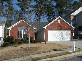 558 Parc River Blvd in Lawrenceville, GA - Building Photo
