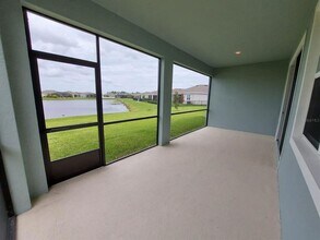 13210 Waterleaf Garden Cir in Riverview, FL - Building Photo - Building Photo