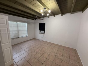 5820 Arthur St in Hollywood, FL - Building Photo - Building Photo