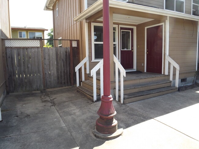 1772 Polk St in Eugene, OR - Building Photo - Building Photo