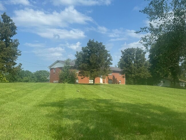 property at 5001 N Creasy Springs Rd