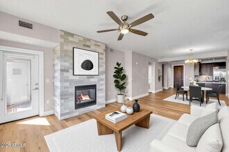 4803 N Woodmere Fairway in Scottsdale, AZ - Building Photo - Building Photo