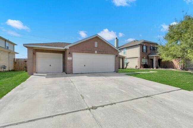 property at 7019 Parkford Meadow Dr