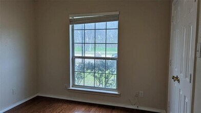1115 Cambridge Dr in Carrollton, TX - Building Photo - Building Photo