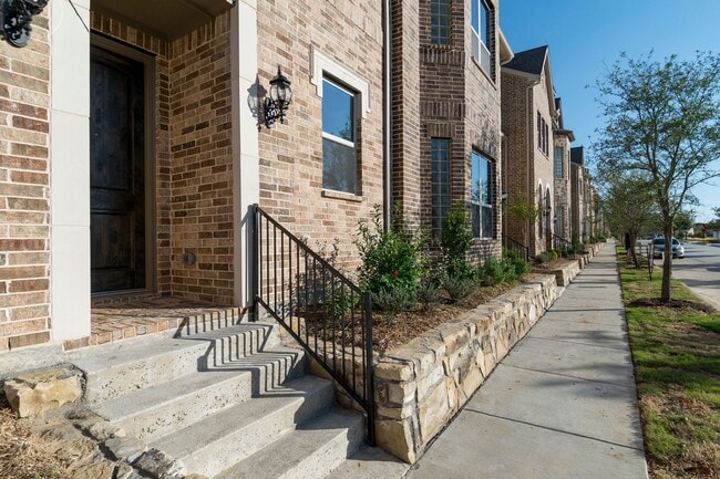 4232 Riverside Dr in Flower Mound, TX - Building Photo - Building Photo
