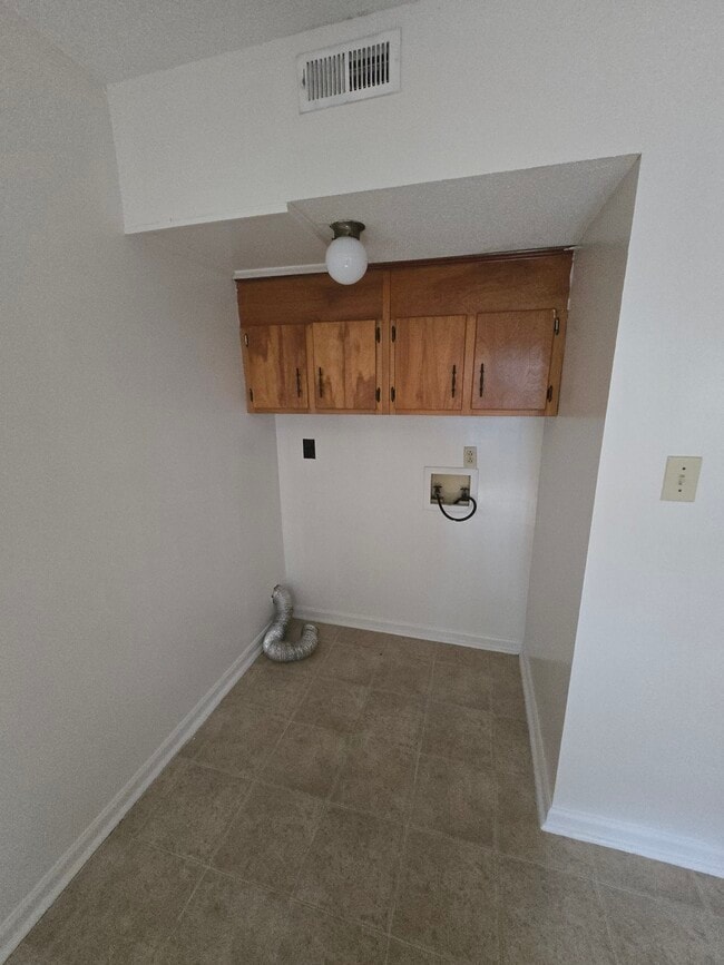 118 Lakewood Dr in Jacksonville, NC - Building Photo - Building Photo