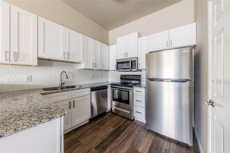 501 Horseshoe Dr in Leander, TX - Building Photo - Building Photo