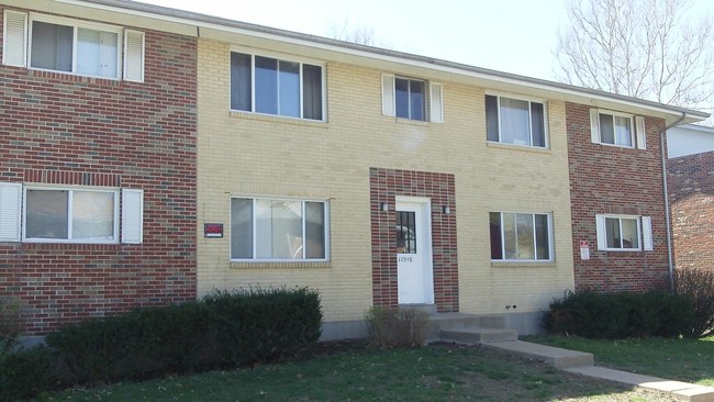 10948 Margatehall Dr in Bridgeton, MO - Foto de edificio - Building Photo