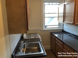 1185 Boylston St, Unit 34 in Boston, MA - Building Photo