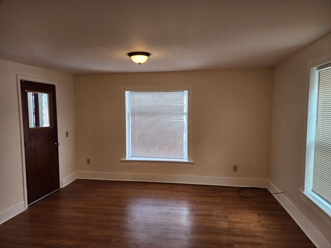 632 Garden Ave, Unit Apartment 1 in Olean, NY - Building Photo - Building Photo