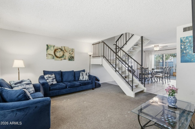 3701 S Mill Ave in Tempe, AZ - Foto de edificio - Building Photo