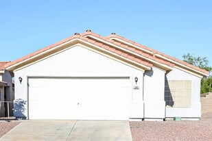 546 Truffles St in Henderson, NV - Building Photo